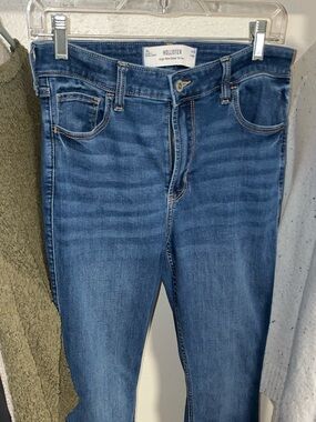 Hollister Medium Blue High-Rise Skinny Jeans